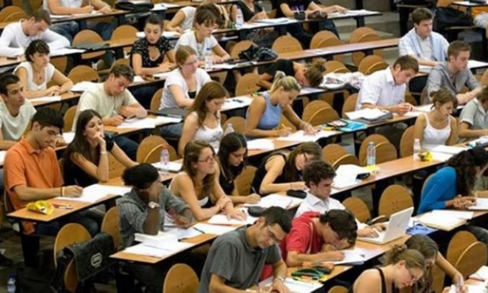 Κολέγια: Ισοτιμήθηκε πτυχίο φοίτησης πέντε εξαμήνων με πτυχίο ΑΕΙ φοίτησης πέντε ετών!
